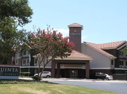 La Quinta by Wyndham Dallas - Addison Galleria