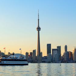 CN Tower, Toronto Hotels Find