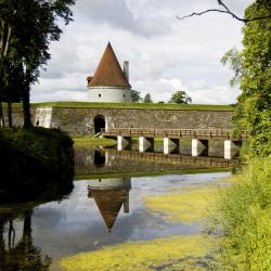 Saaremaa Hotels Find