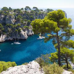 French Riviera Hotels Find