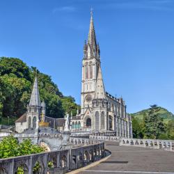 Notre Dame de Lourdes Sanctuary, Lourdes Hotels Find