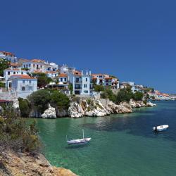 Skiathos Hotels Find