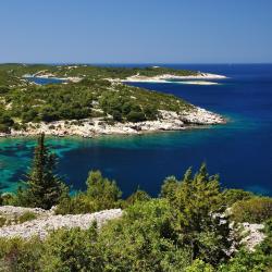 Vis Island Hotels Find