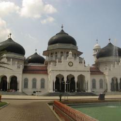 Aceh Hotels Find