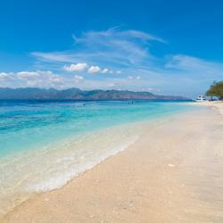 Gili Air Hotels Find