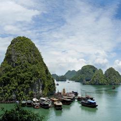 Ha Long Bay Hotels Find