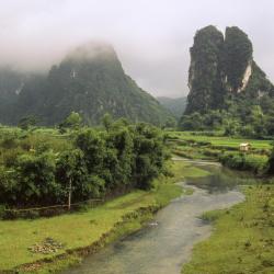 Hoa Binh Hotels Find