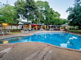 Shoestrings Backpackers Lodge Vic Falls Hotels Find