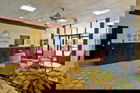 Americas Best Value Inn  Suites Hesston