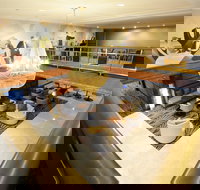 Inn at Great Neck BW Premier Collection - Hotels Find