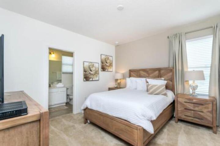 Your Family Will Love The 1st Class Amenities At Your Private Villa On Solterra Resort Orlando Villas 2761 - thumb 0