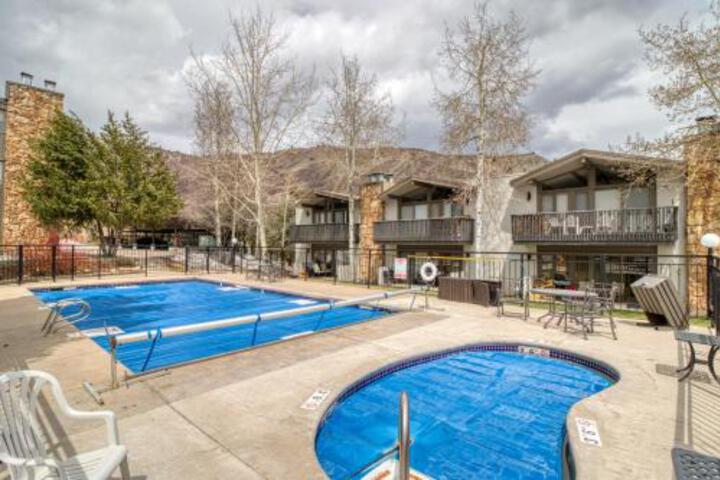 1 Bath Studio Apartment In Snowmass Village - thumb 3