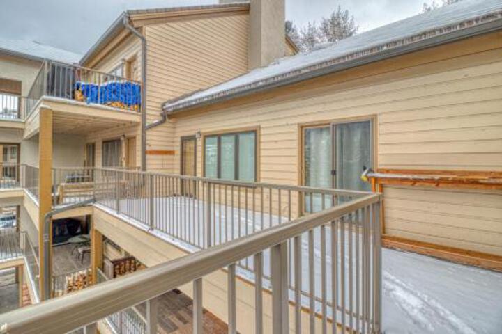 2 Bed 2 Bath Apartment In Avon - thumb 2