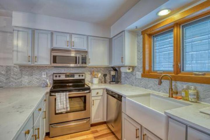 2 Bed 2 Bath Apartment In Avon - thumb 6