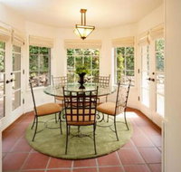 Beautiful 4 Bedroom home on the Golf Course - Hotels Find