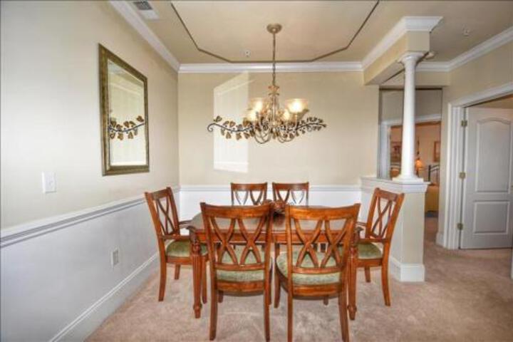 133 Edgewater Condo - thumb 4