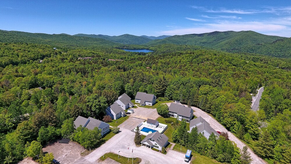 KCIS 541 New Killington Condo Close To Mtn Sleeps 4 - thumb 3