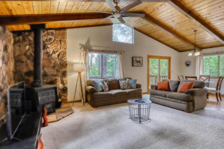 Yogis Cabin - thumb 4