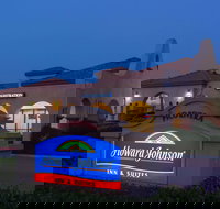 Howard Johnson Hotel  Suites by Wyndham Pico Rivera - Hotels Find