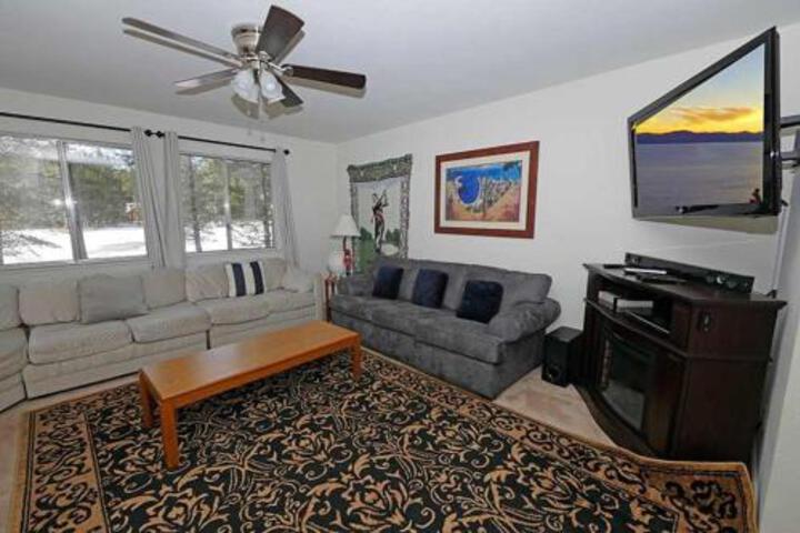 1140 Fairway Drive Home - thumb 4