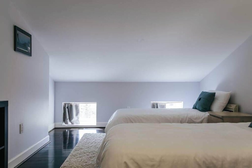 Charming Home In Premier Location Near Fells Point - thumb 3