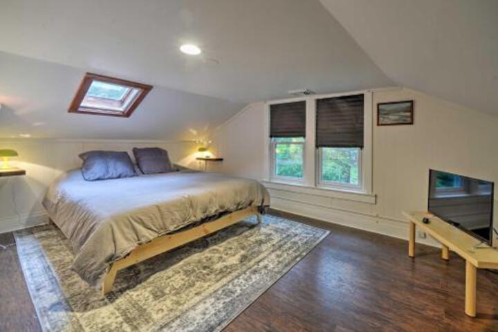 Updated / Pet Friendly Cabin By Hikes & Woodstock! - thumb 4