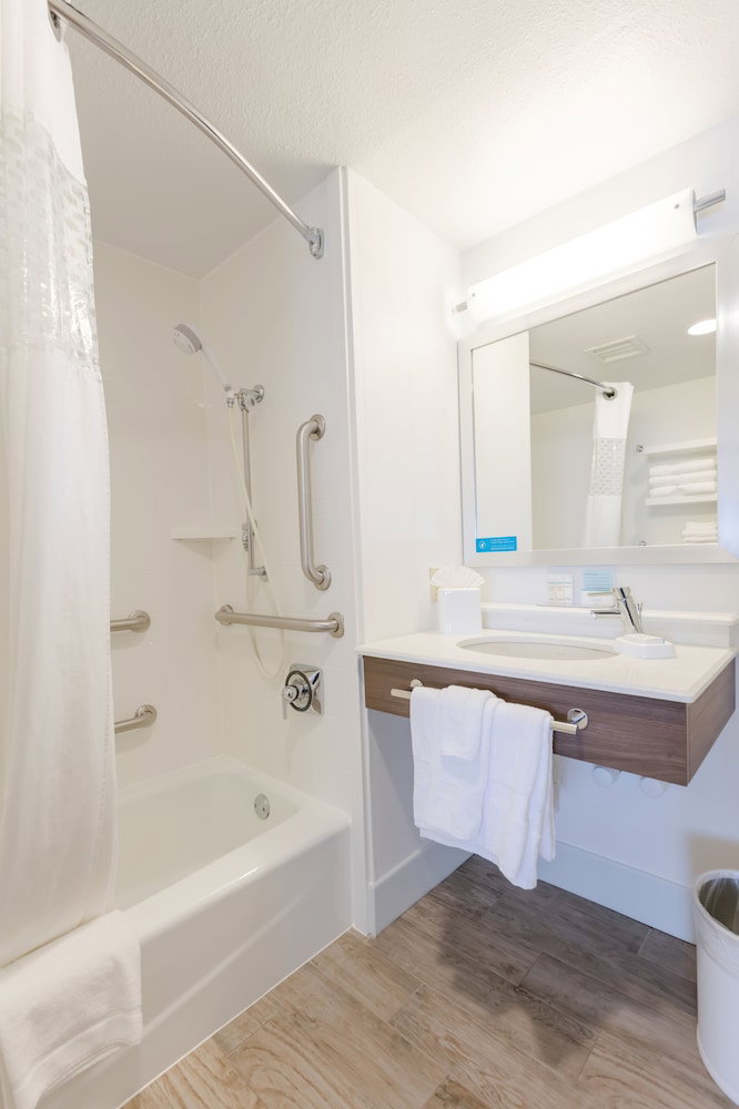 Hampton Inn Rochester - thumb 5