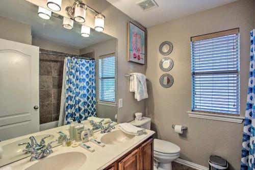 Upscale Pet Friendly Haven 2.5 Mi To Frisco! - thumb 6