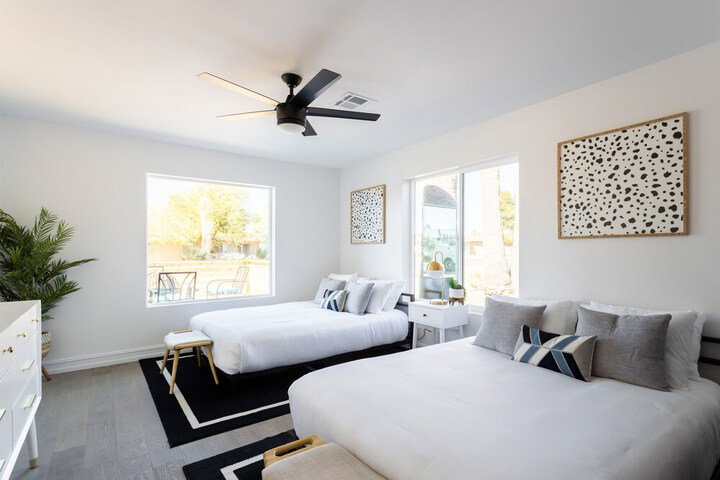 New Listing! Modern 3324 Square Foot Getaway W / Pool 5 Bedroom Home - thumb 5