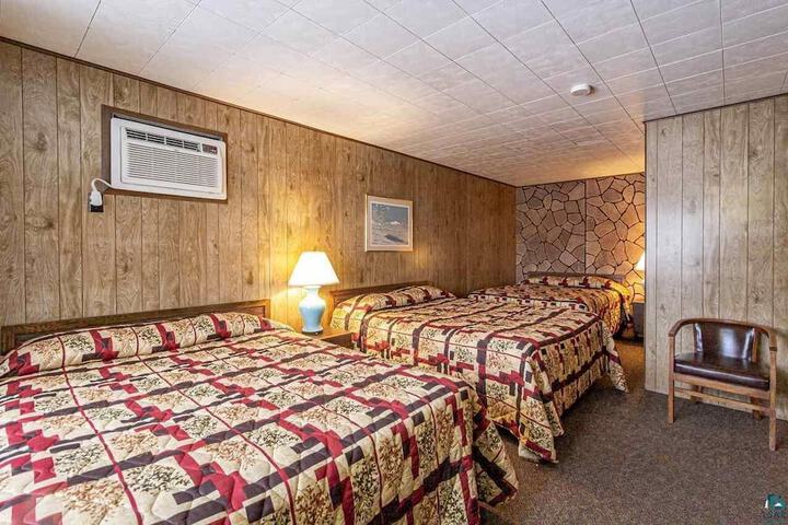 Motel Ely - thumb 3