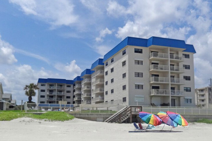 HA301 Hacienda Del Sol I By RedAwning