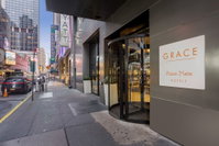 Room Mate Grace Boutique Hotel
