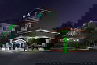 La Quinta Inn  Suites by Wyndham Mobile - Daphne