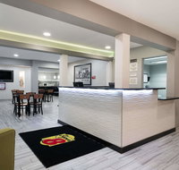 Super 8 by Wyndham Rochester Mayo Clinic Area - Hotels Find