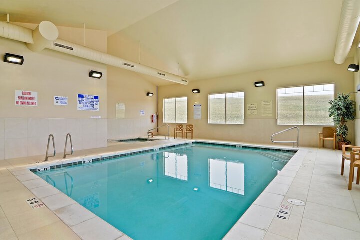 Best Western Plus Fossil Country Inn & Suites - thumb 2