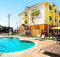 Microtel Inn  Suites by Wyndham New Braunfels - Hotels Find