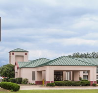Super 8 by Wyndham Jasper TX - Hotels Find