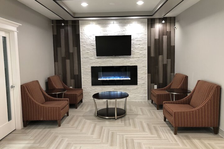 Executive Inn & Suites Joaquin - thumb 5