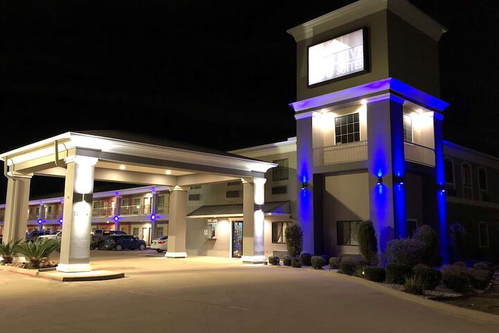 Executive Inn & Suites Joaquin - thumb 2