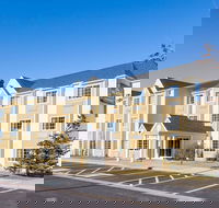 Microtel Inn  Suites by Wyndham Sioux Falls - Hotels Find