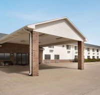 Super 8 by Wyndham Bethany MO - Hotels Find