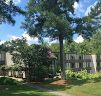 The Inn at Houndslake - Hotels Find