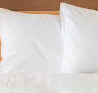Holiday Inn Express Kenedy an IHG Hotel - Hotels Find