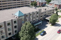 Brentwood Inn  Suites