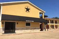 Executive Inn  Suites