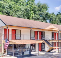 Days Inn by Wyndham Downtown Aiken - Hotels Find