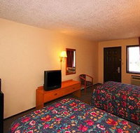 Regency Inn  Suites Bay City - Hotels Find