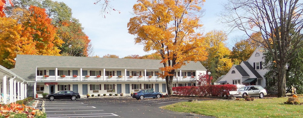 Roosevelt Inn Of Hyde Park - thumb 0