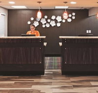 La Quinta Inn  Suites by Wyndham Denison - N. Lake Texoma - Hotels Find