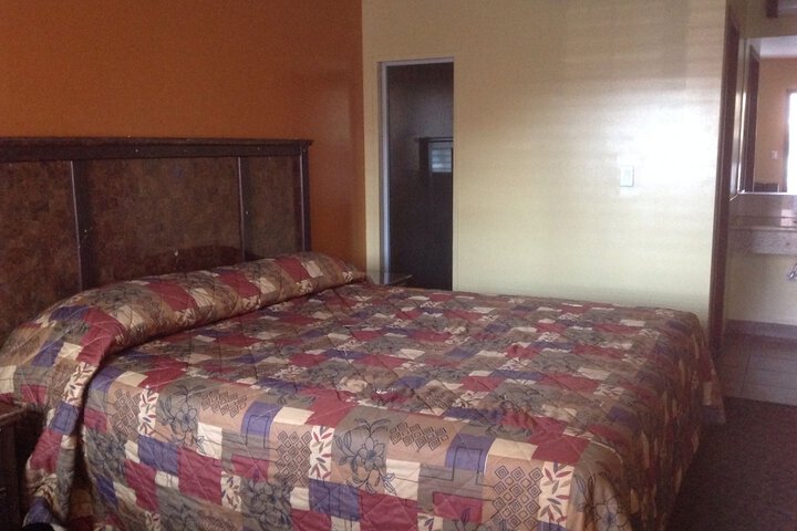 Palms Motel - thumb 4